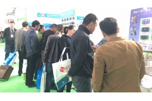 郑州跃龙物联网+共享净水模式轰动北京水展